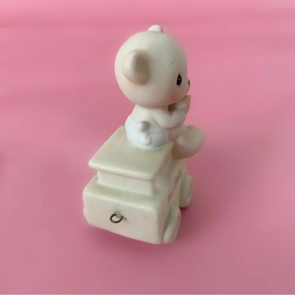 Precious moments 1985 baby gift porcelain bear ornament trinket home decor